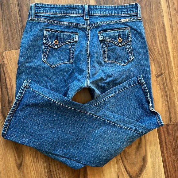 Levi’s Strauss Stretch Signature Misses 14 size 99% cotton 1% spandex POCKETs - Picture 2 of 10